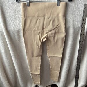 Nikki Font ribbed leggings Cream Ribbed Leggings